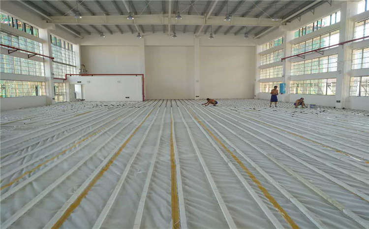 國內(nèi)籃球場地板哪個(gè)公司好