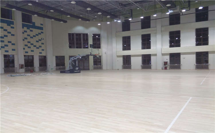 拼接板體育運動地板怎么維修？